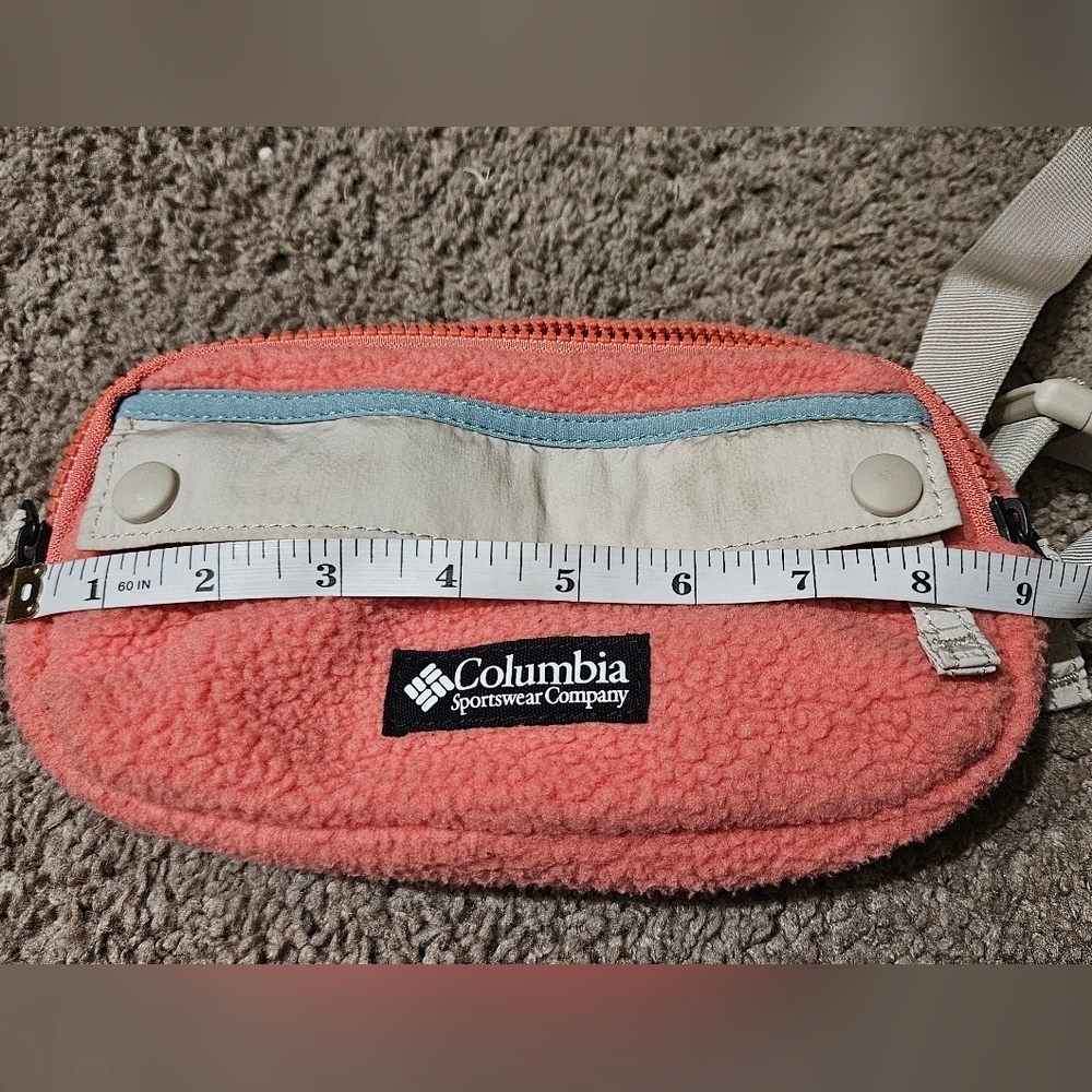 Columbia Coral and White Cosmetic Bag - Picture 13 of 14